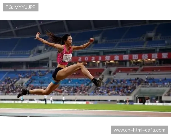 女子三级跳远世界纪录的突破与发展历程分析 女子三级跳远世界纪录的突破与发展历程分析